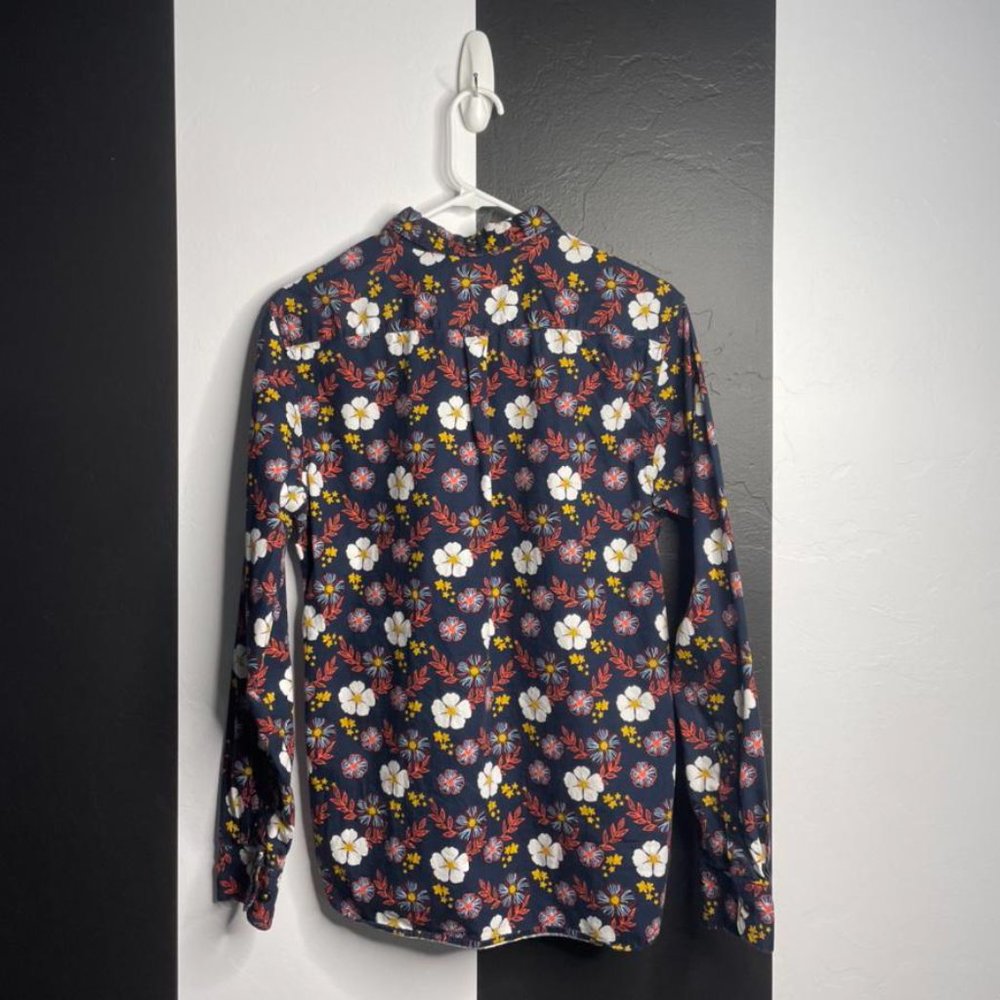 Floral Button Up - Picture 2 of 3